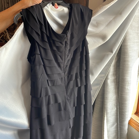 London Times Little Black dress. Beautiful Detail. Tiered fabric. Worn Once. - Picture 6 of 7